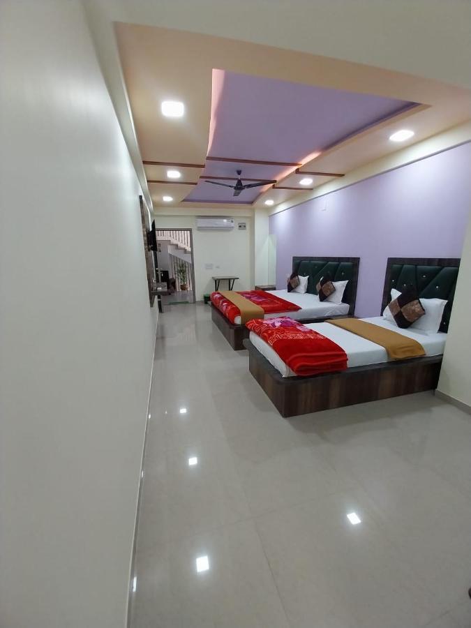 Hotel Ggc Inn 阿穆达巴 外观 照片